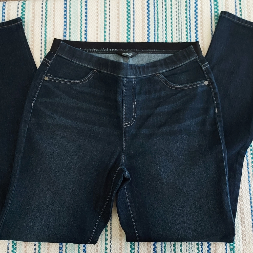 Jeans Simply Vera Vera Wang Jeans Pull On size 10